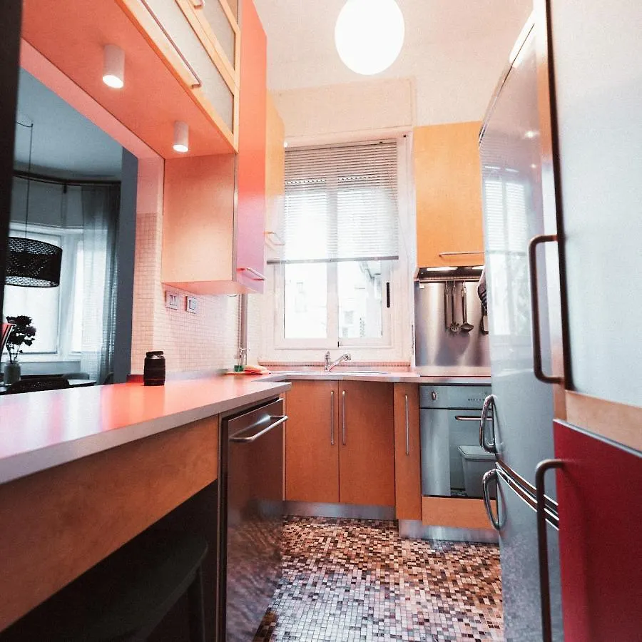 Mrdoyle Apartment Catalani Milan